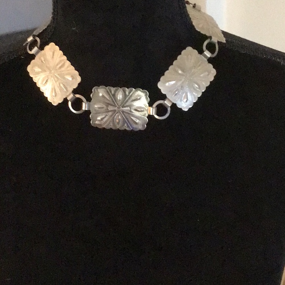 Necklace - Picture 2 of 5